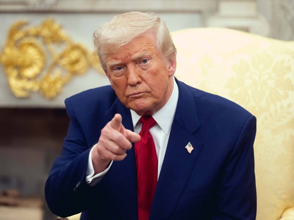 Trump: America May Strike Iranian Qeshm Island Again